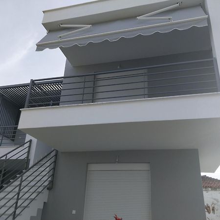 Athina Apartment Ofrinion Luaran gambar