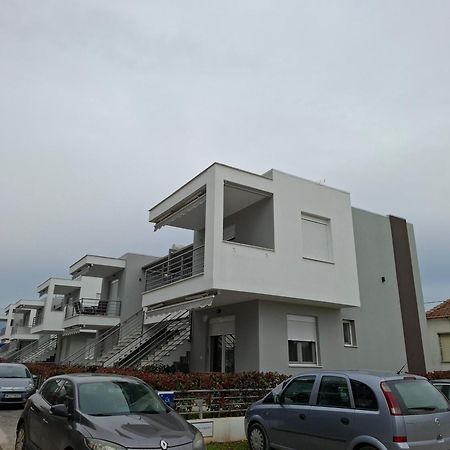 Athina Apartment Ofrinion Luaran gambar